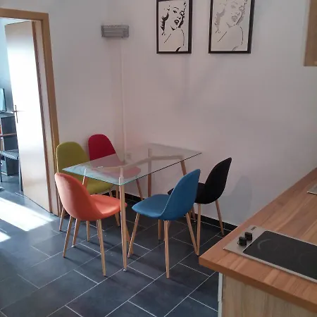 Apartment Apartments With A Parking Space Rukavac, Vis - 2407 Vis