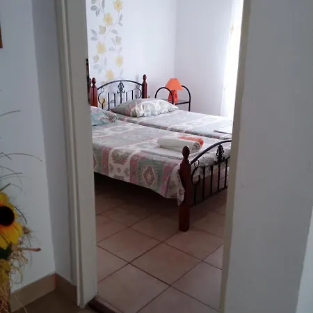 With Parking Space Rukavac, - 2407